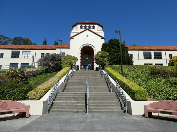 Police Raid California State Polytechnic University, Humboldt, Arresting Dozens of Student Protesters