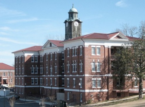 Tuskegee University Campus Shooting: Two  Students Injured; Suspect Now In Custody [VIDEO]