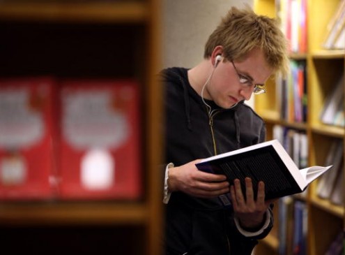 College Students Are Finding It Hard To Finish A Book; They Blame It On The School
