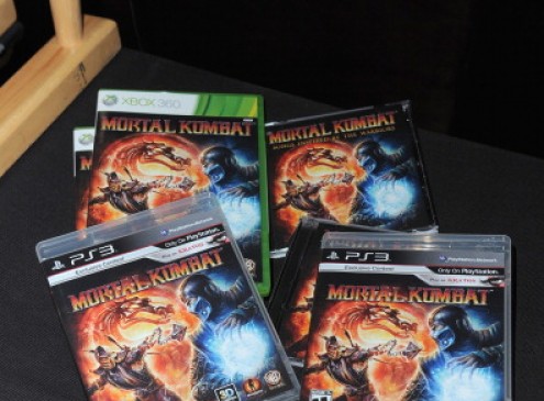 ‘Mortal Kombat X’: Freddie Krueger Joins Mortal Kombat X [Video]