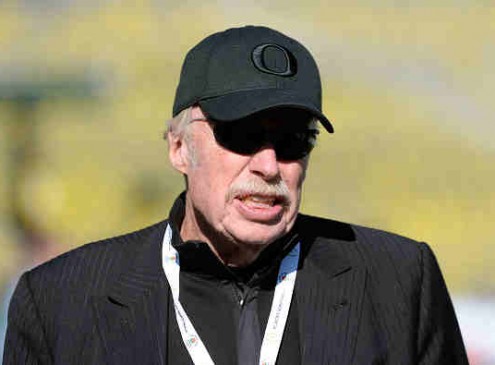 Phil Knight Net Worth: Nike Co Founder Made It Big With Business Degree