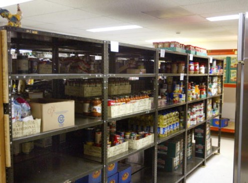 University Student From Alabama A&M Steps Up And Runs Food Pantry to Help Students in His Dorm