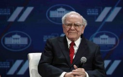 Warren Buffett Says He's Ready to Give President-Elect Donad Trump A Chance