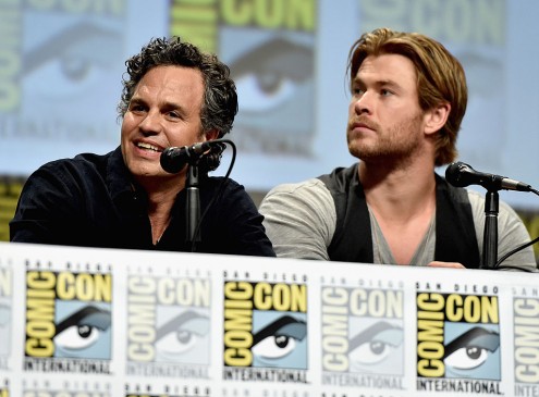 'Thor: Ragnarok' Cast, Plot: Loki and Hela's Dark Plan Revealed? Hulk's Uneasy Move to Win Battle Against John Cena