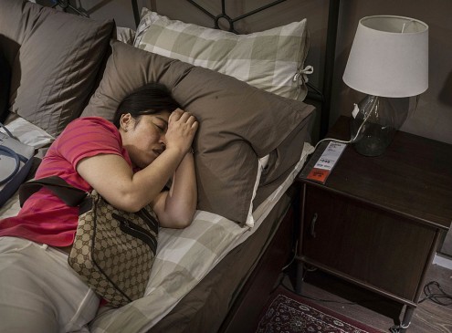 Science Explains Reasons for Why You Should Never Go to Bed Angry