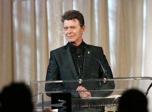 Kingston University Professor Portrays David Bowie, Explains Why He Did It