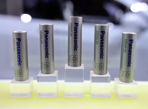 Lithium-Ion Battery Co-Inventor Develops New Solid-State Battery Formula: A Game-Changer For Gadgets & Other Devices [VIDEO]