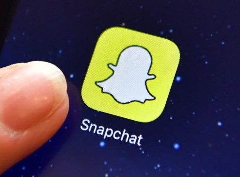 Snapchat Continues Reigns Supreme Among Students, Beating Facebook and Instagram  [Video]