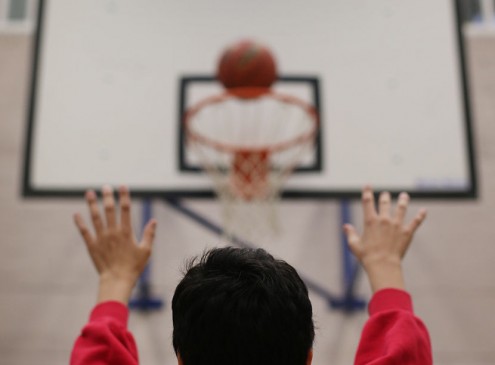 Physics Proof: Granny Style Free Throw Yields More Points than Overhead Shooting [Video]