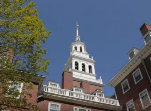 Harvard Class Of 2021 Breaks Enrollment Record After 48 Years, Financial Aids Offer A Big Factor [VIDEO]