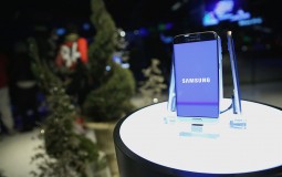 Samsung's New Flip Phone