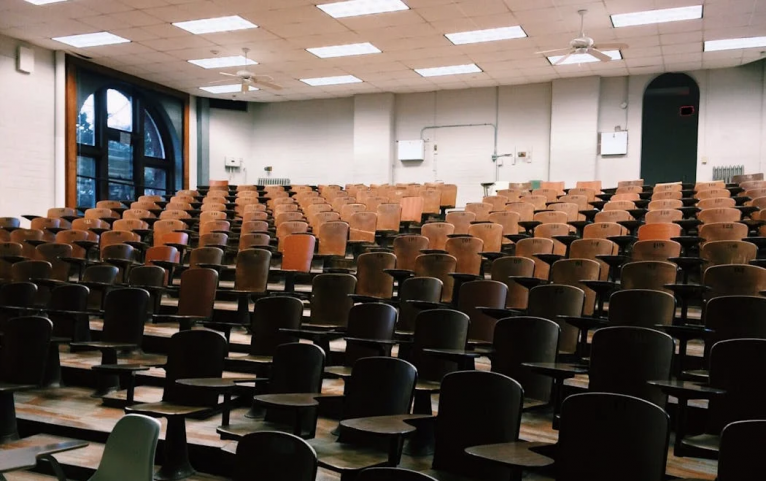 Valparaiso University Considers Cutting 28 Programs Amidst Declining Enrollment