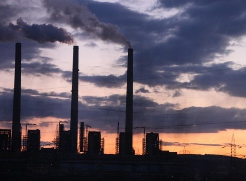 Power Plants Will Emit 300 Billion More Tons of CO2 during Their Lifetime, Study